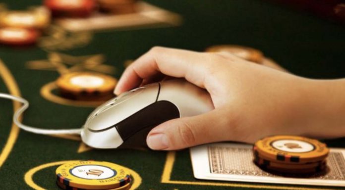 Win baccarat easily with effective strategies
